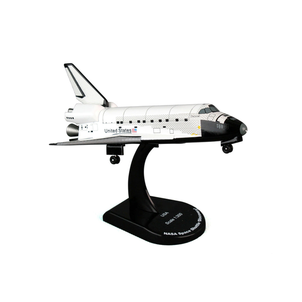 space-shuttle-discovery-diecast-model